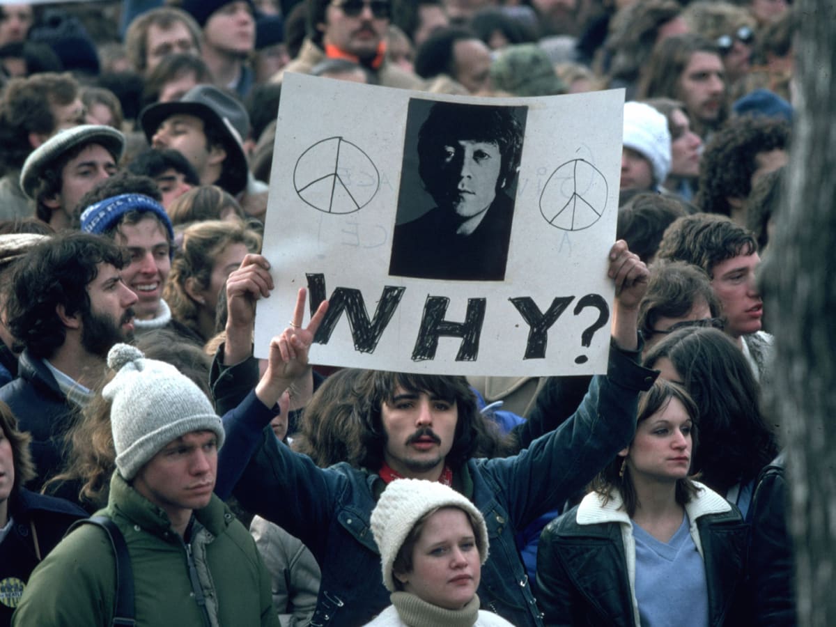 John Lennon Shot Dead in New York