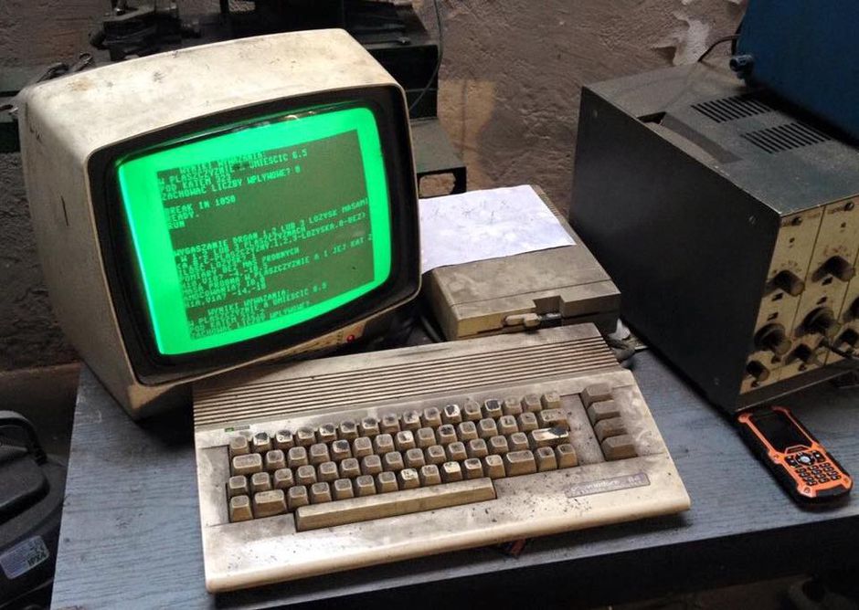 commodore with monitor